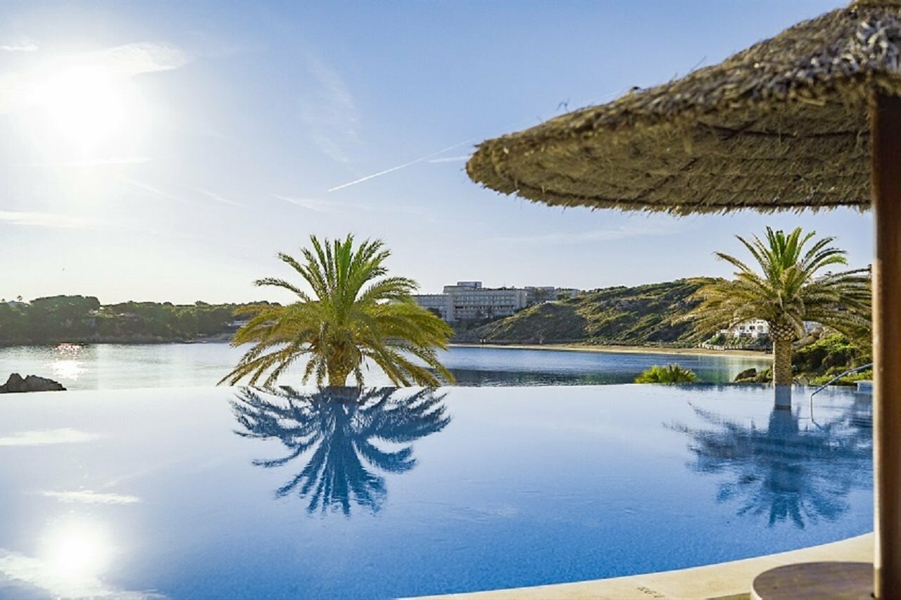 Фото White Sands Beach Club