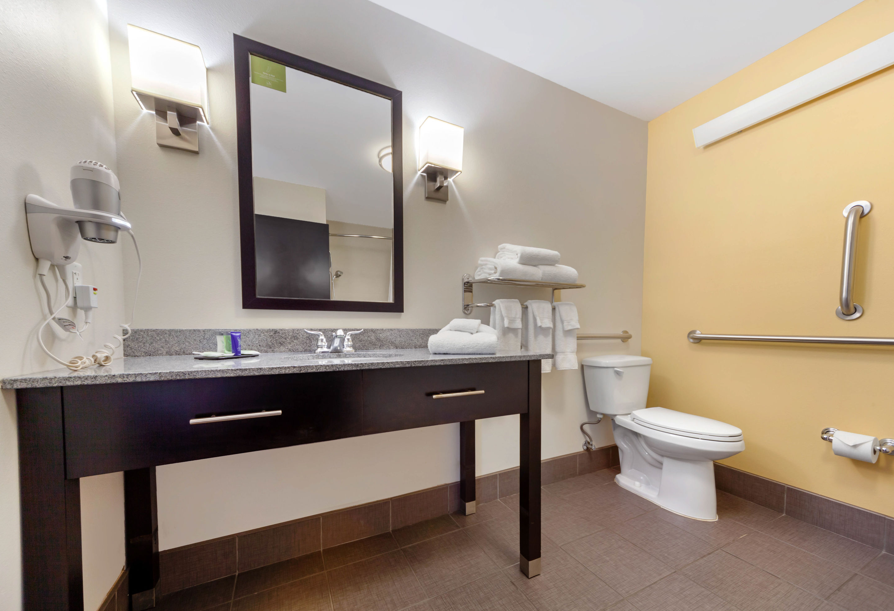 Фото MainStay Suites Williston