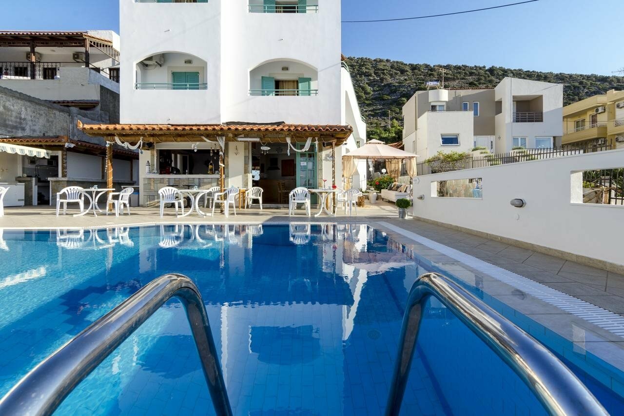 Фото отеля 1