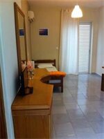 Фото Manias Apartments