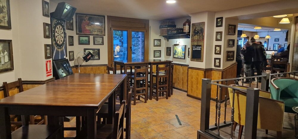 Фото Hotel Comapedrosa