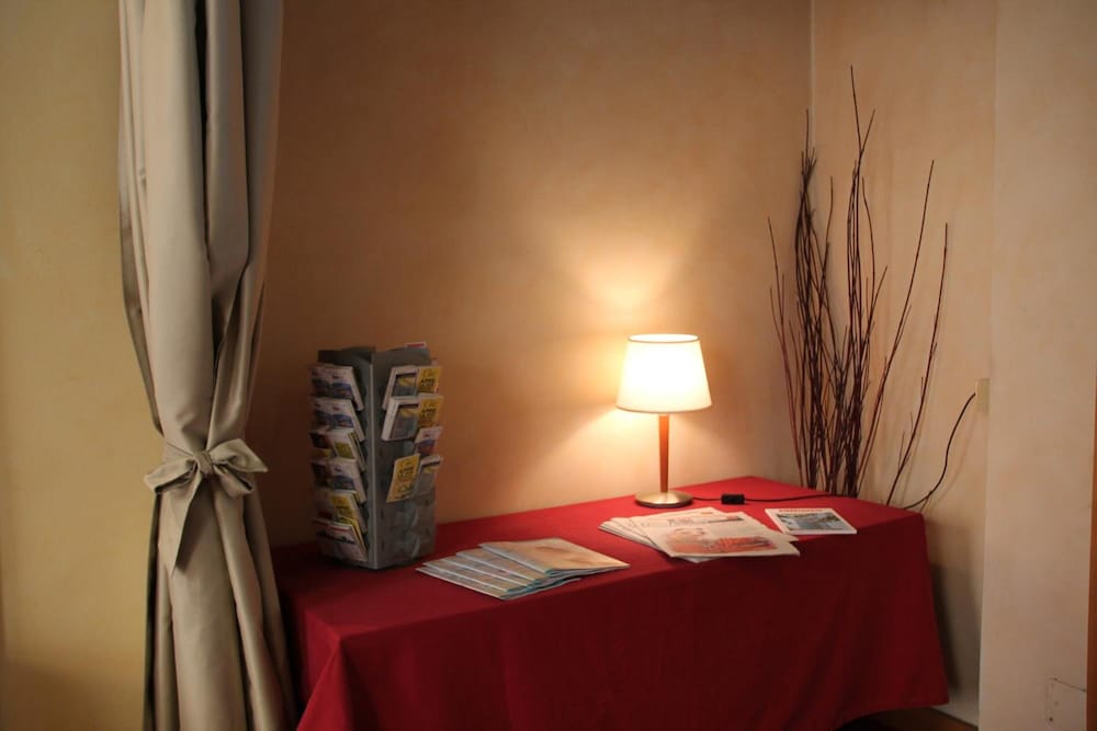 Фото Hotel Sant Ambroeus