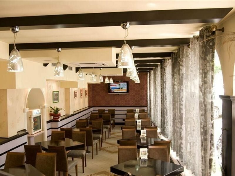 Фото Hotel Villa Tafaj