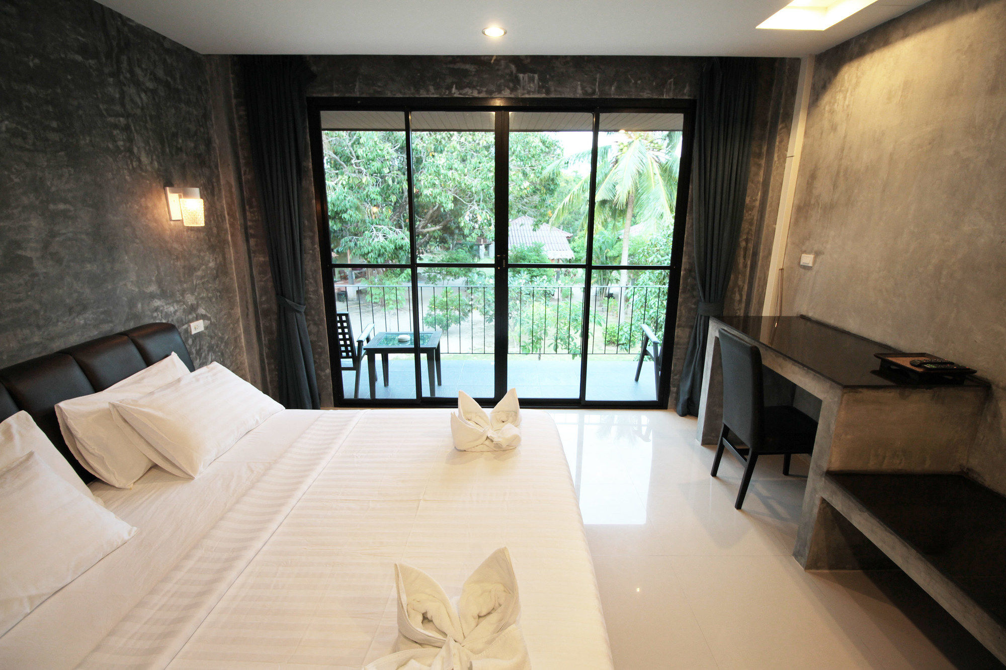 Фото Sabaii Bay Resort