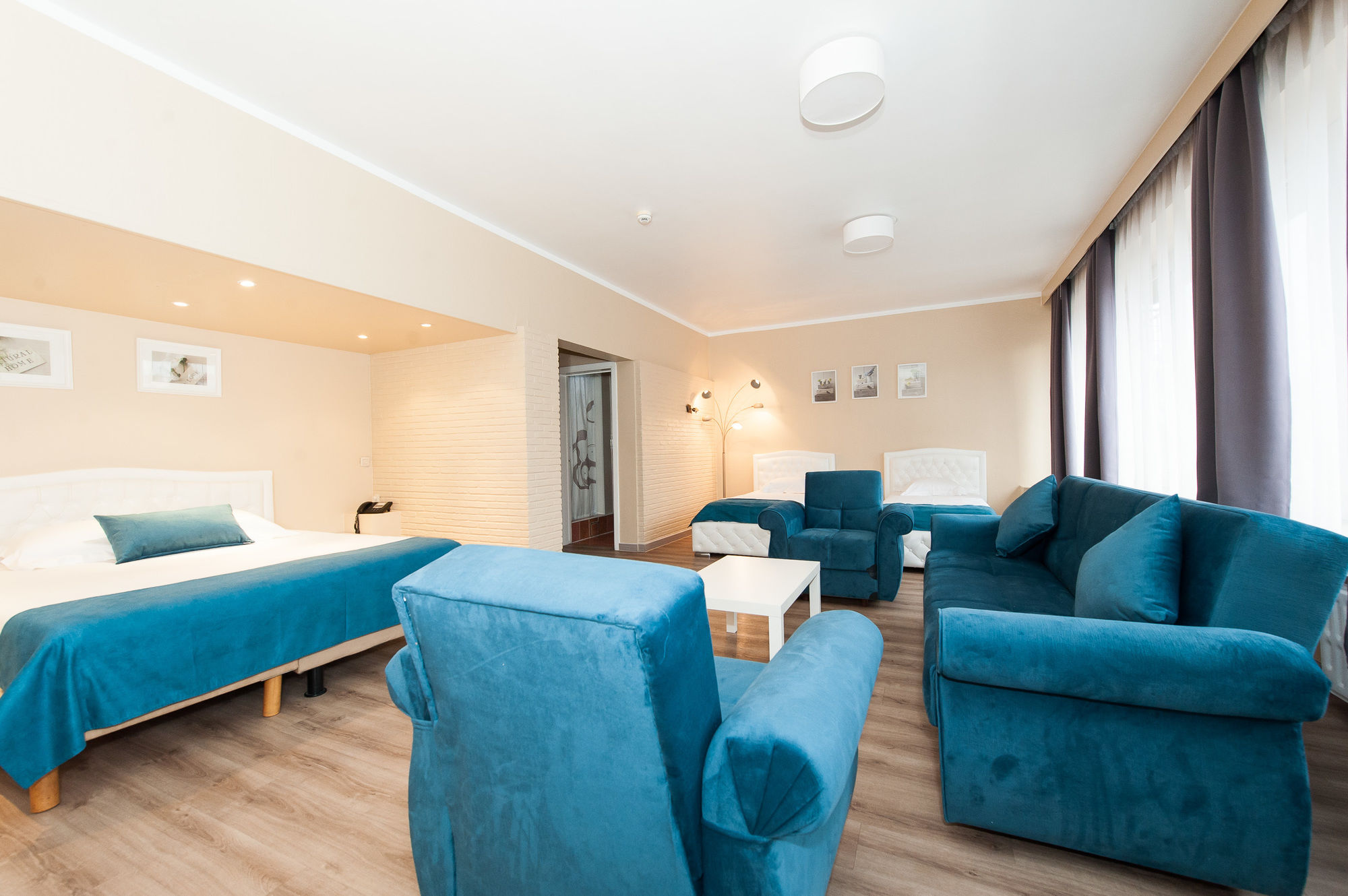 Фото Hotel de France