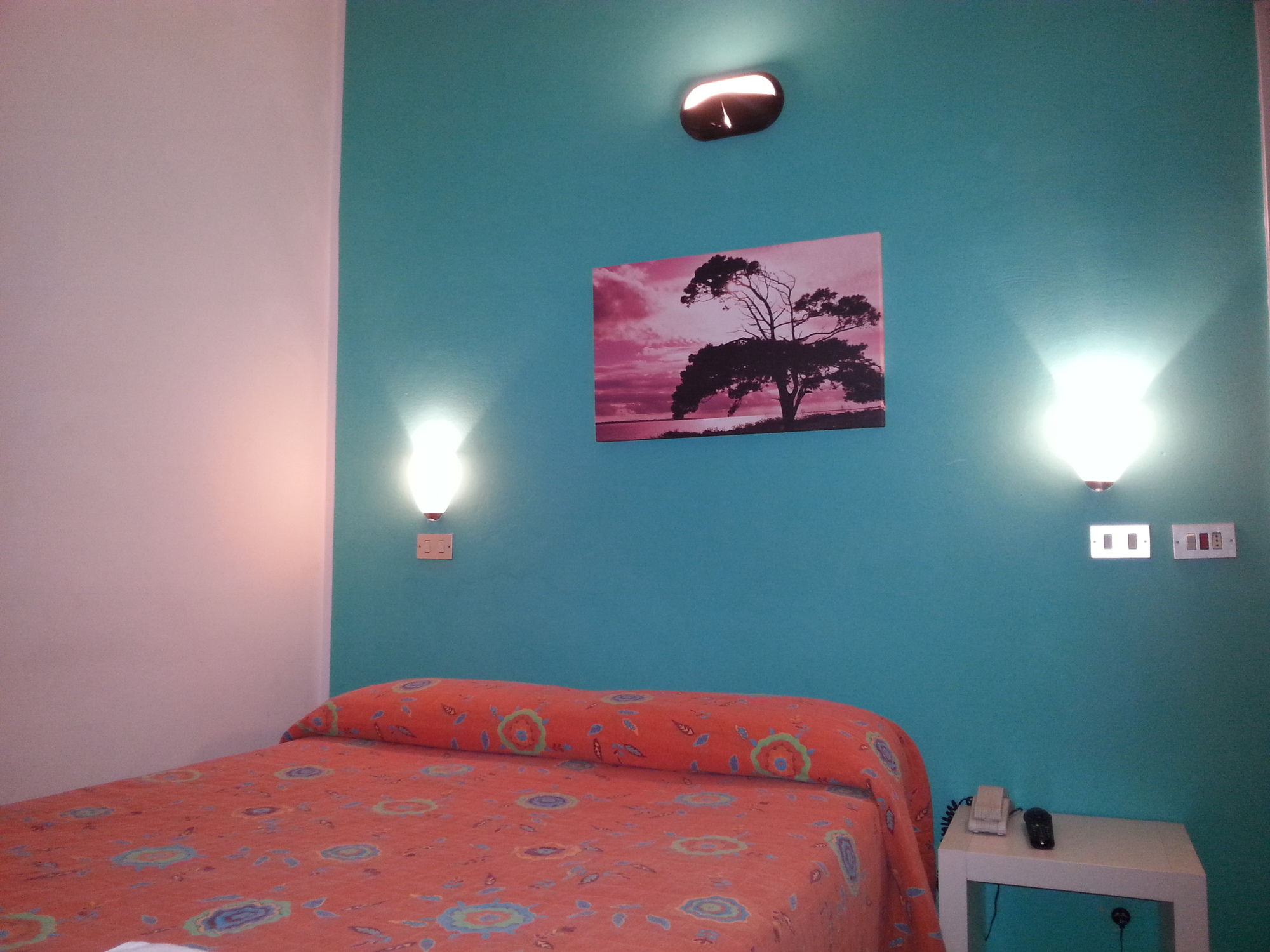 Фото Hotel Marylise