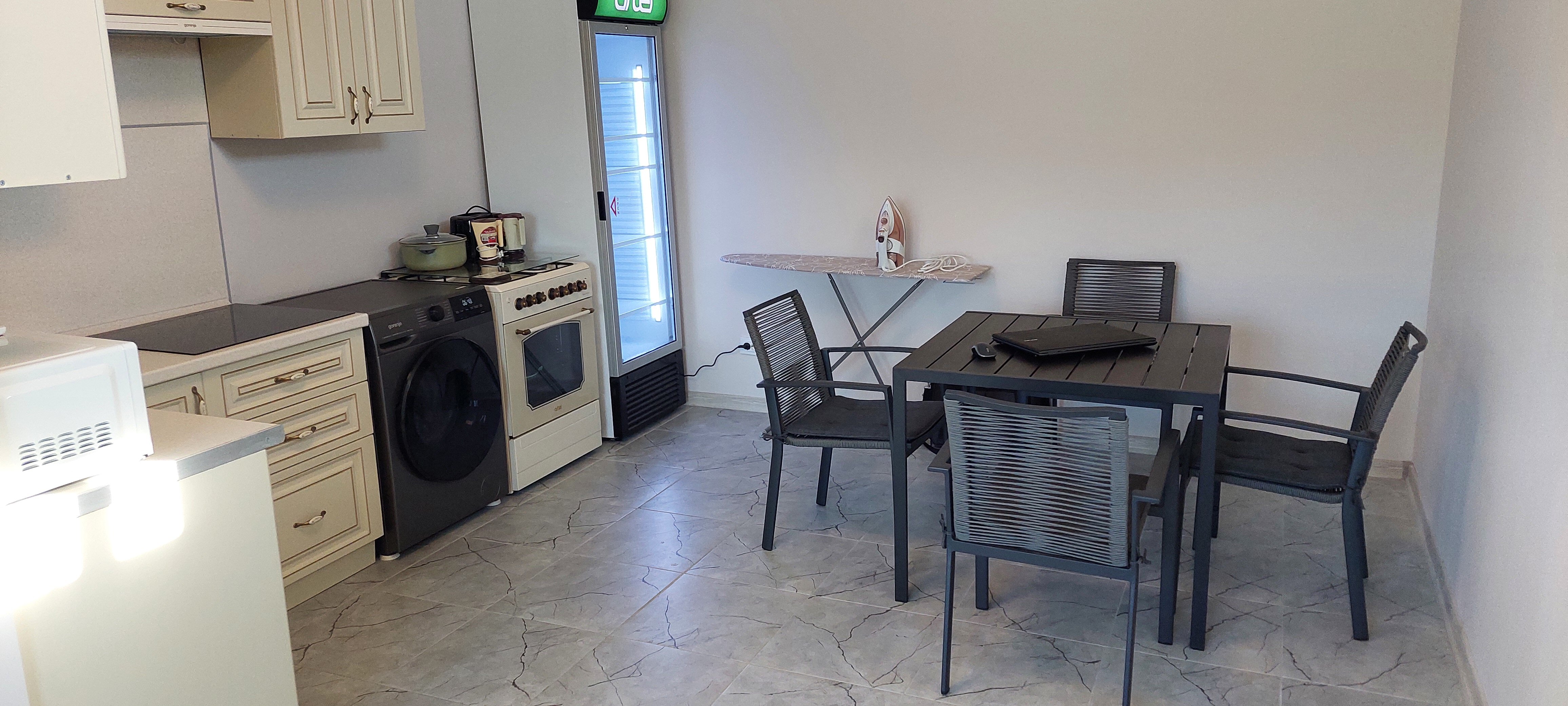 Фото White Horse