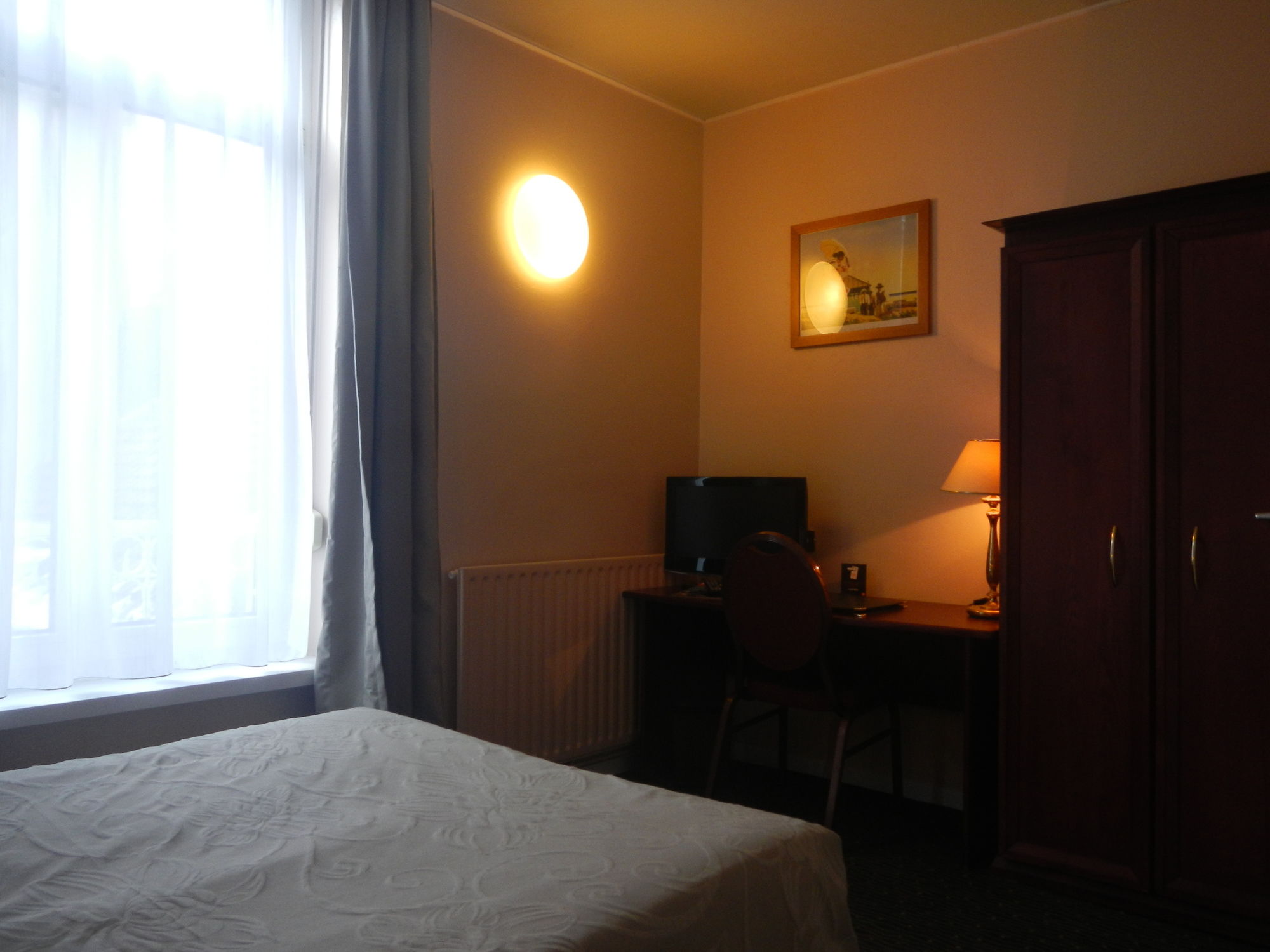 Фото Metropol Hotel