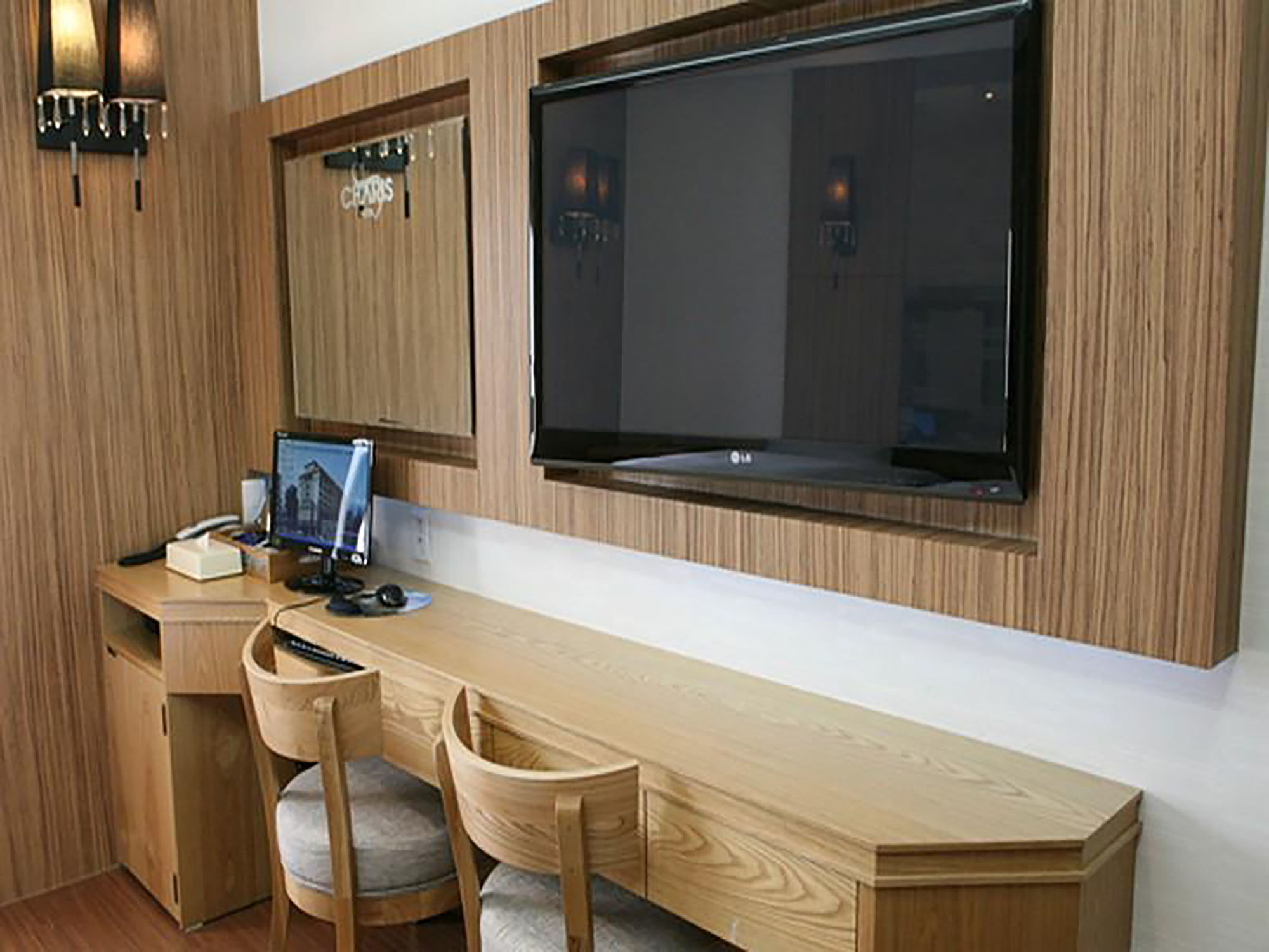 Фото Charis Hotel