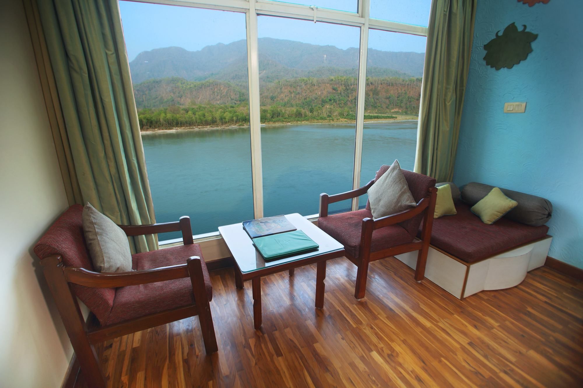 Фото Ganga Kinare- A Riverside Boutique Resort, Rishikesh