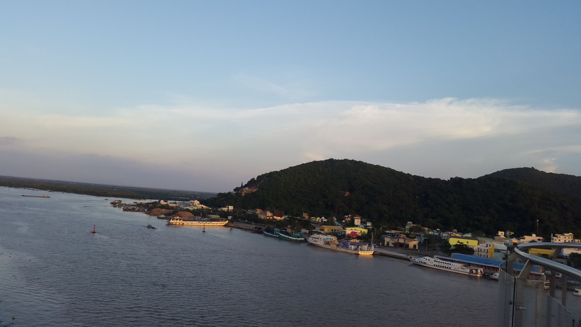 Фото River Hotel