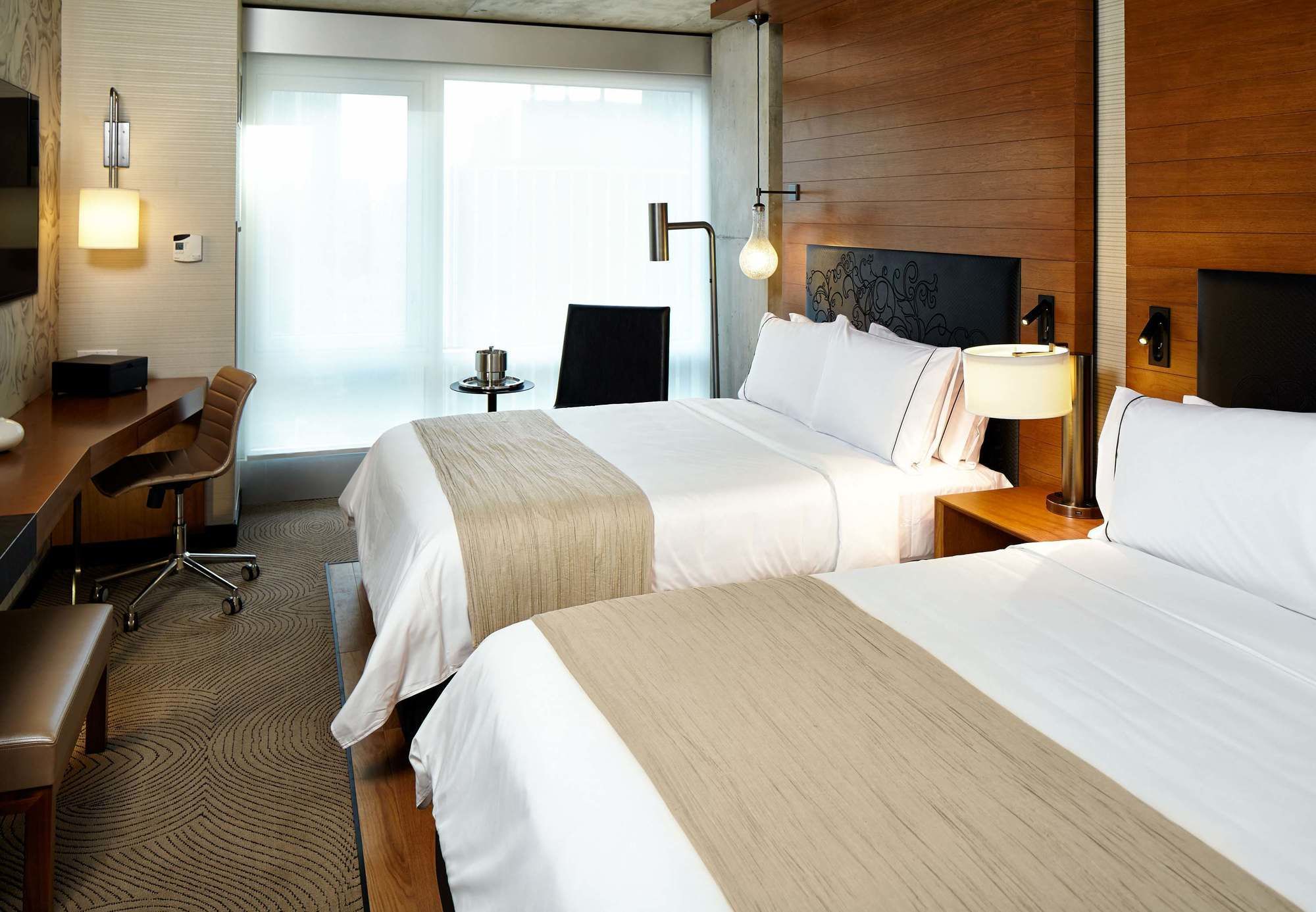 Фото Renaissance New York Midtown Hotel