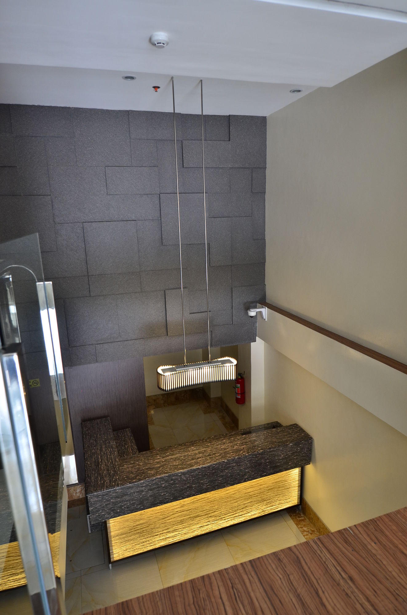 Фото Oriental Zen Suites