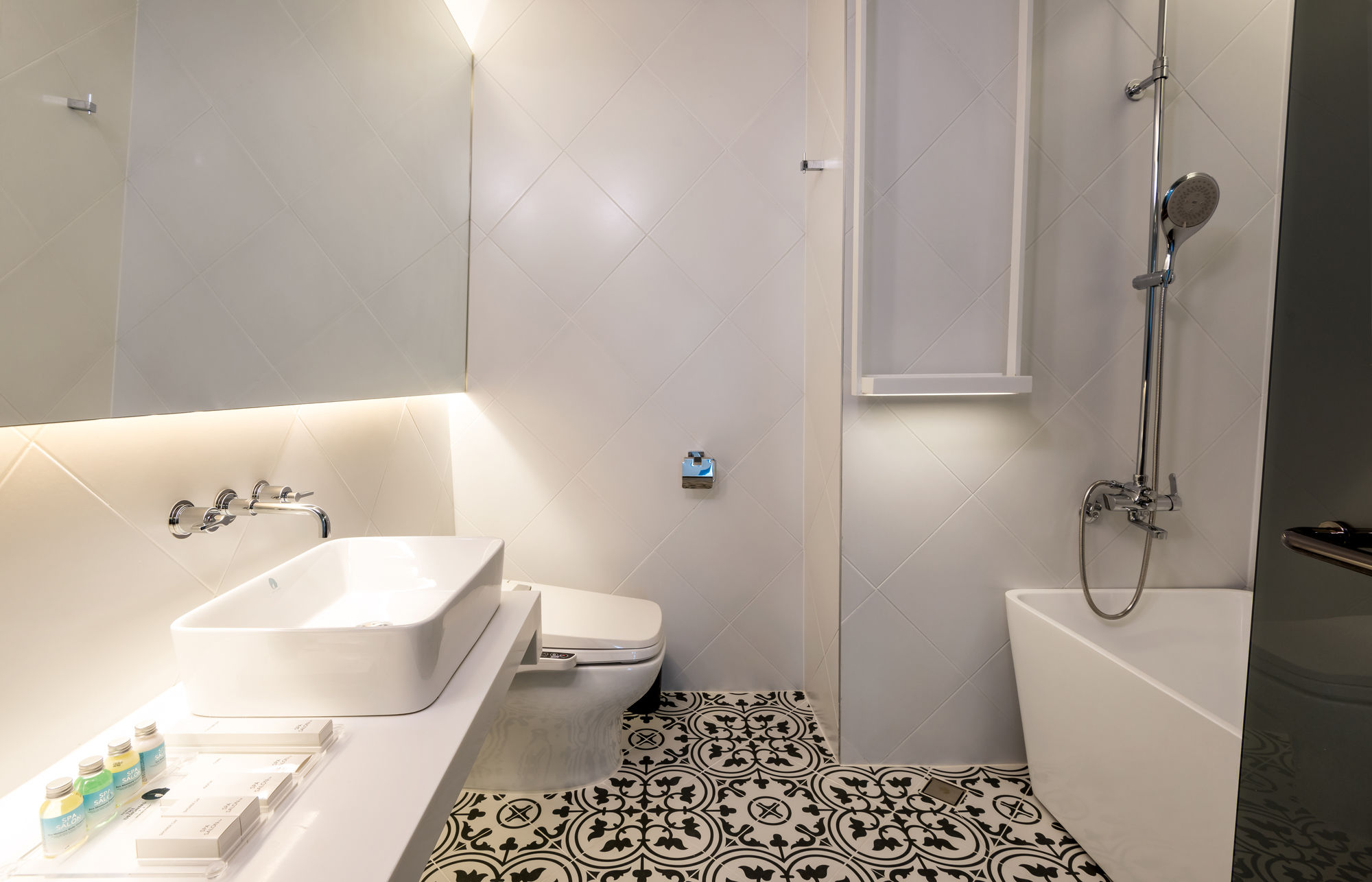 Фото Hotel The Designers Lyj Gangnam Premier