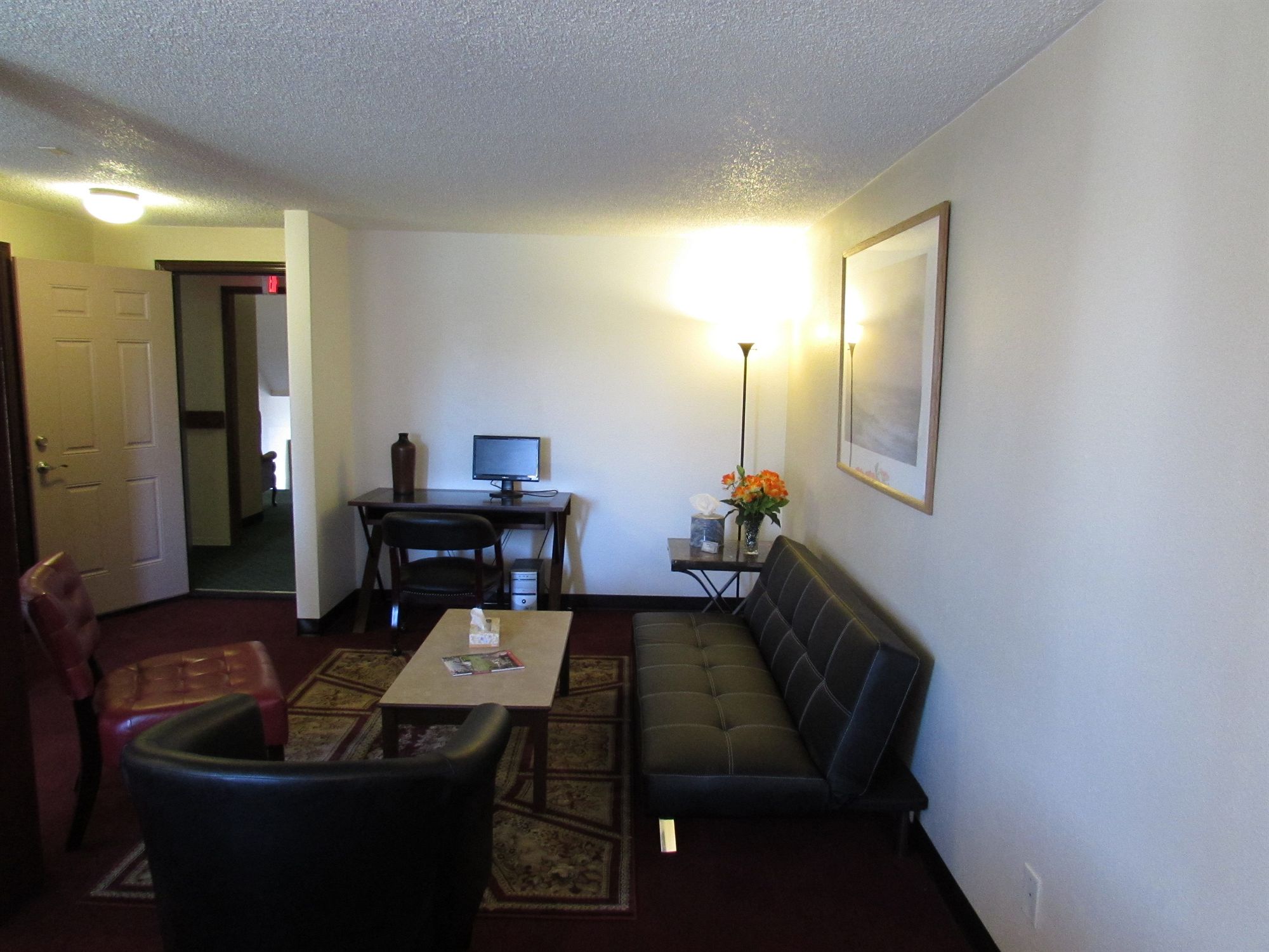 Фото Kennewick Suites