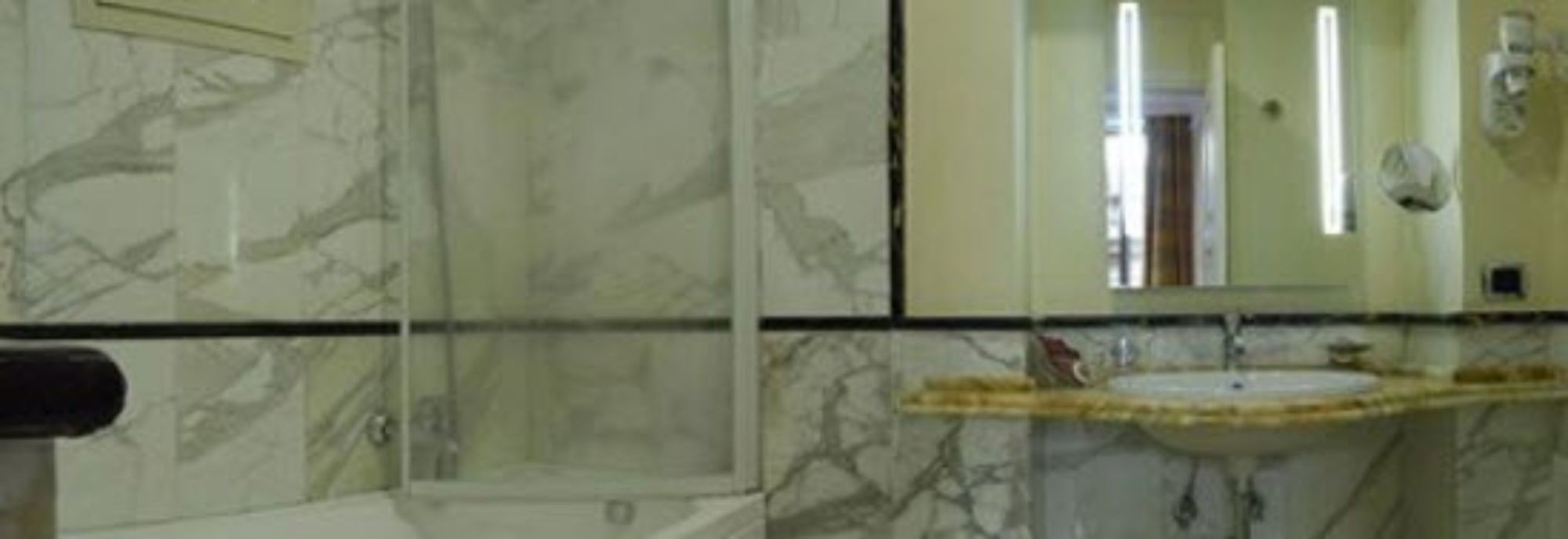 Фото Suite Opera Rooms