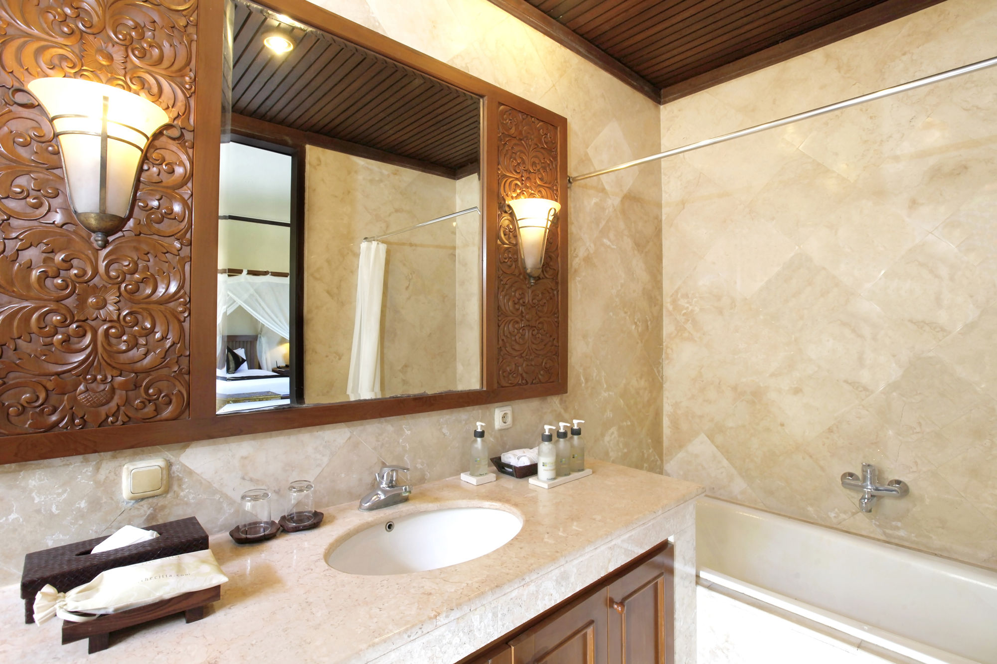 Фото The Citta Luxury Residence