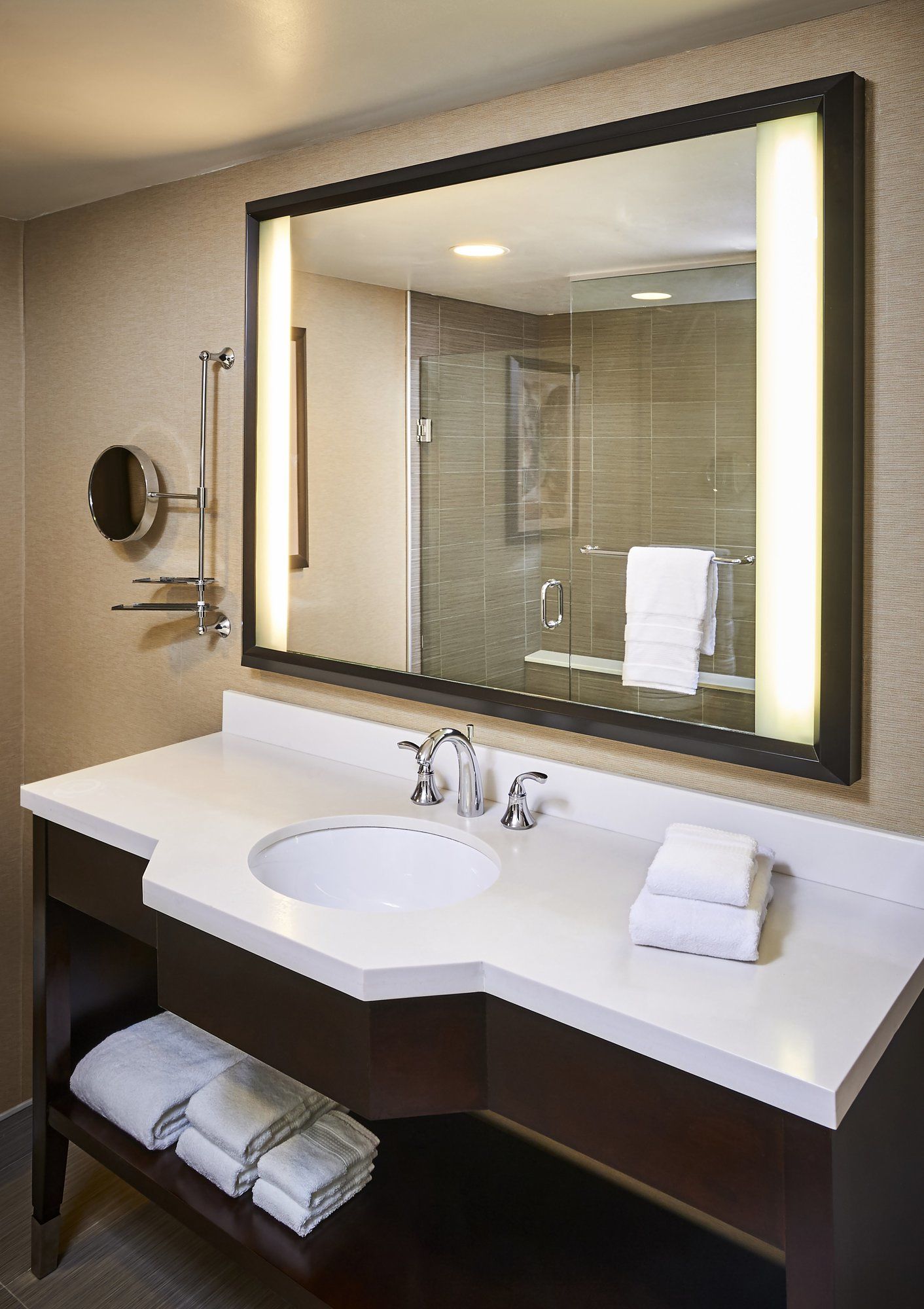 Фото Sheraton Hamilton Hotel