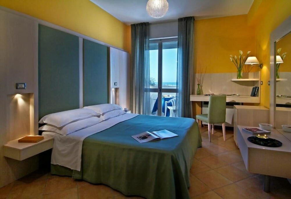 Фото Alexandra Plaza