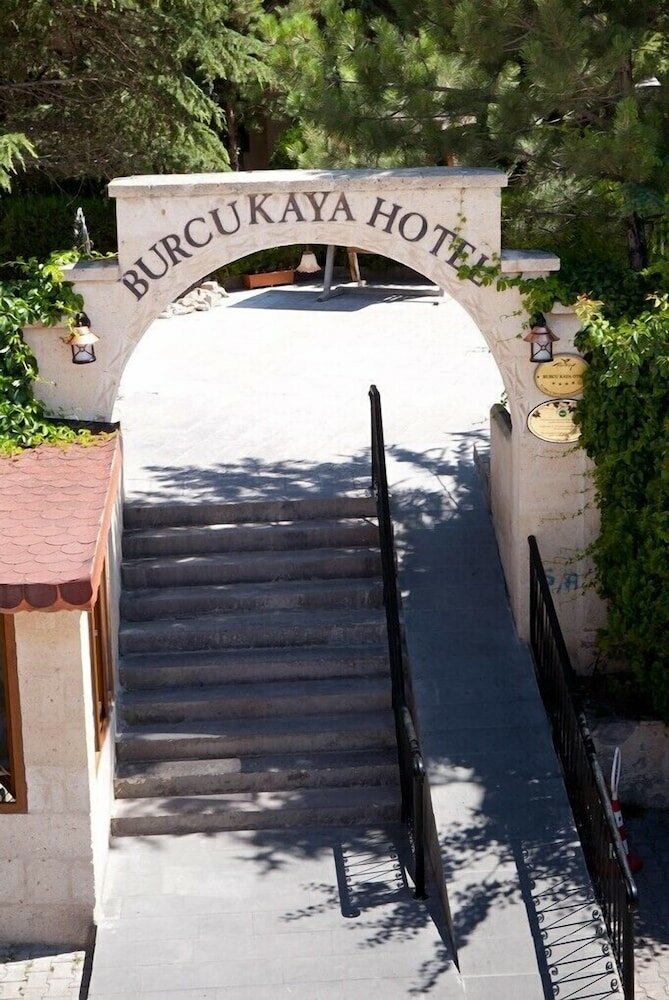 Фото Burcu Kaya Hotel