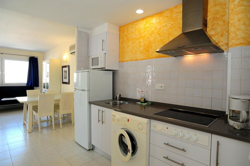 Фото Apartamentos Maurici Park