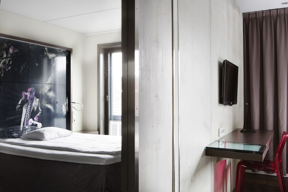 Фото Comfort Hotel Square