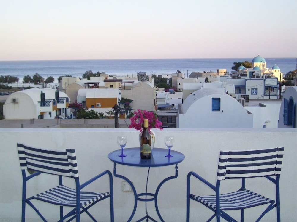 Фото Ancient Thera Studios