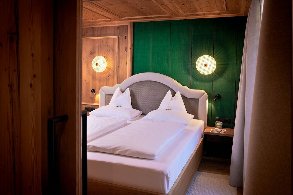 Фото Hotel Neue Post