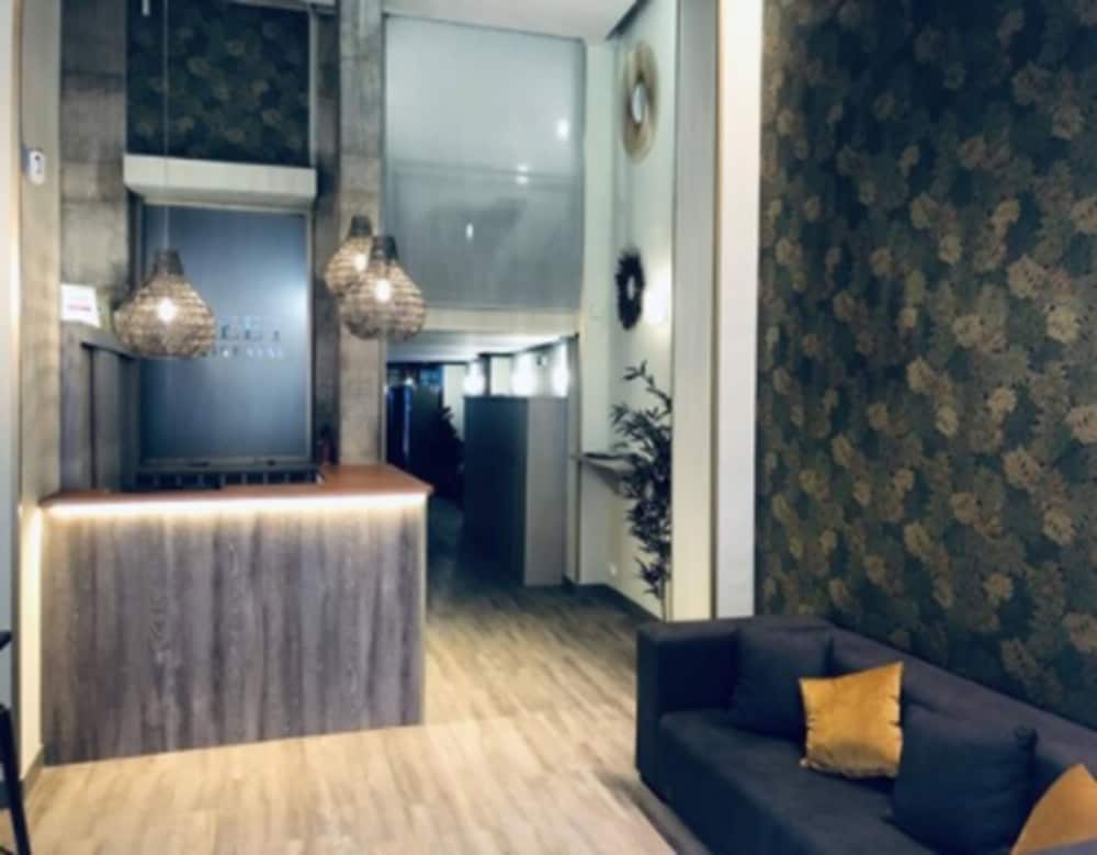 Фото Sweet Hotel Continental