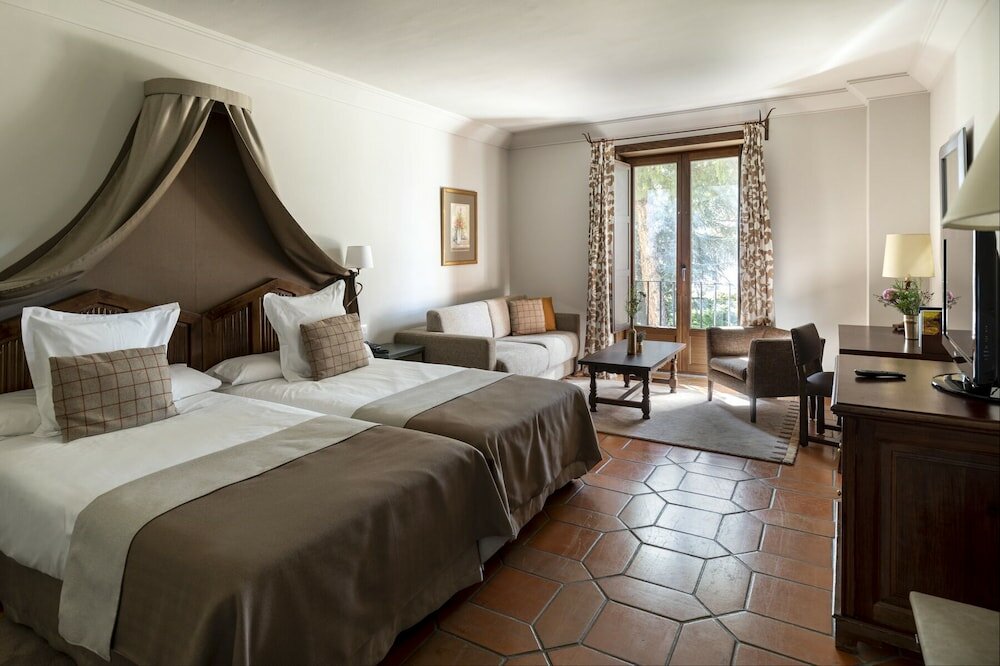 Фото Parador De Avila