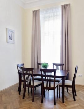 Фото RiverView Palace Apartments