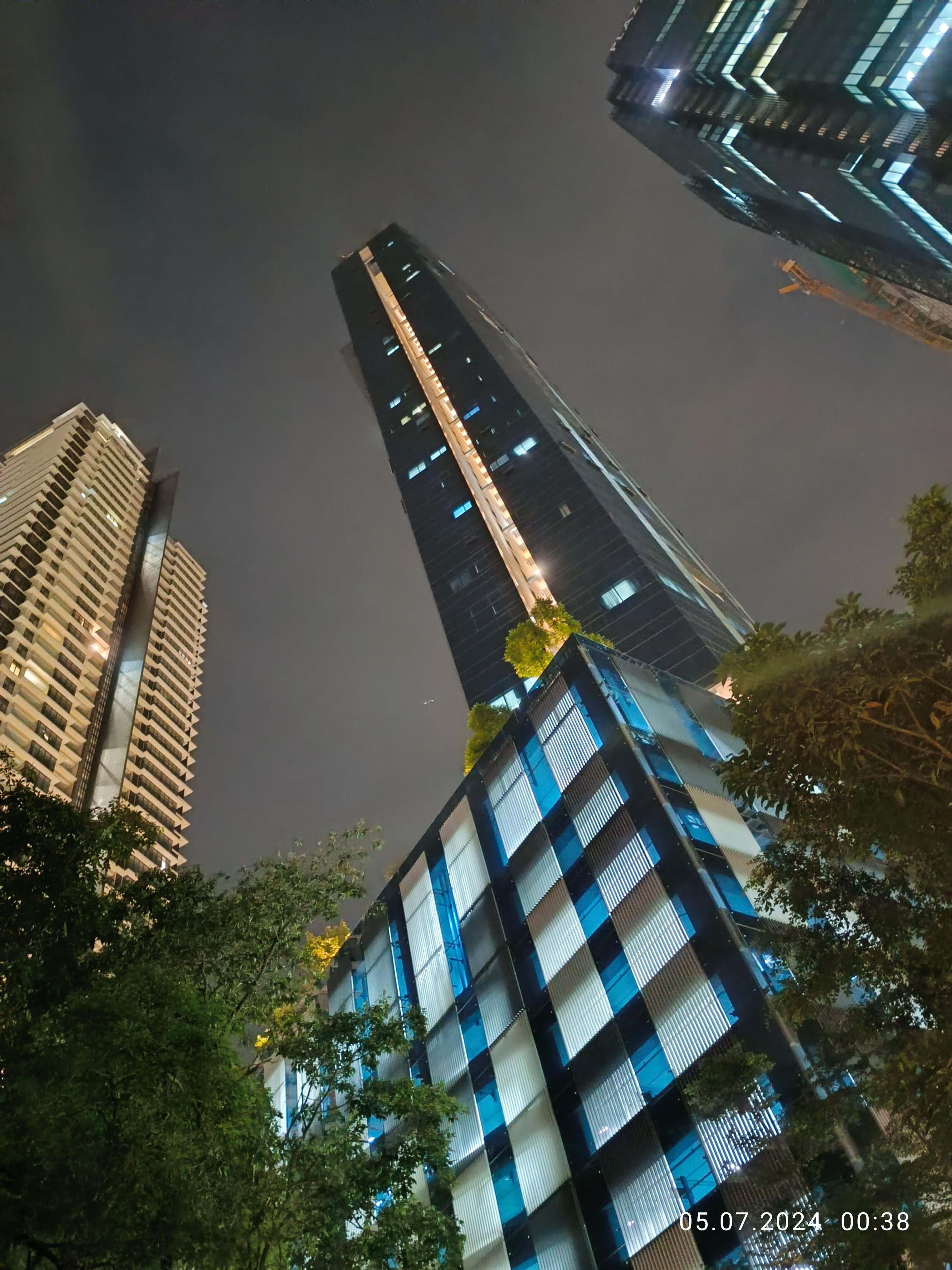 Фото Eaton Residences Klcc by Luna
