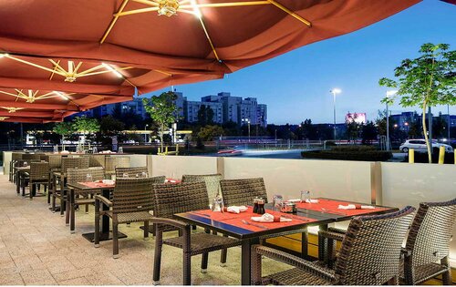 Гостиница Novotel Sofia в Софии