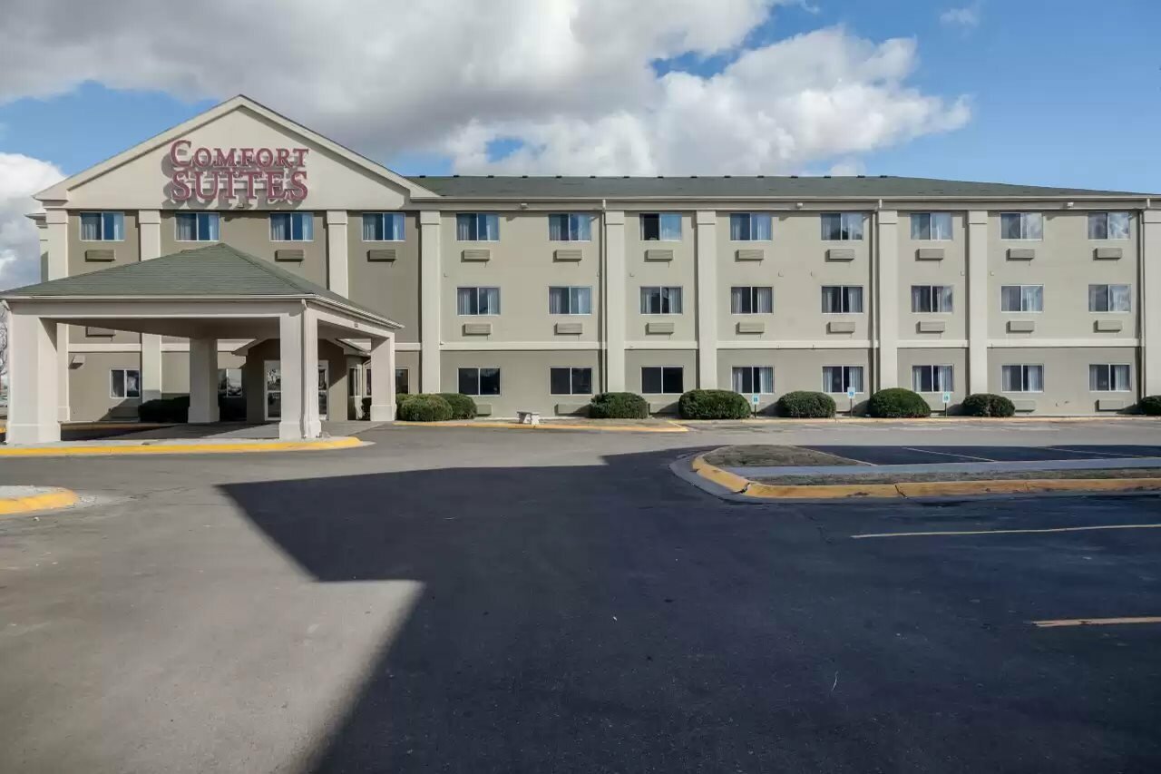 Фото Comfort Suites University