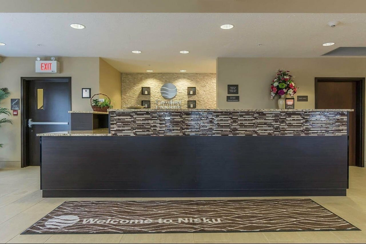 Фото Comfort Inn & Suites Edmonton International Airport