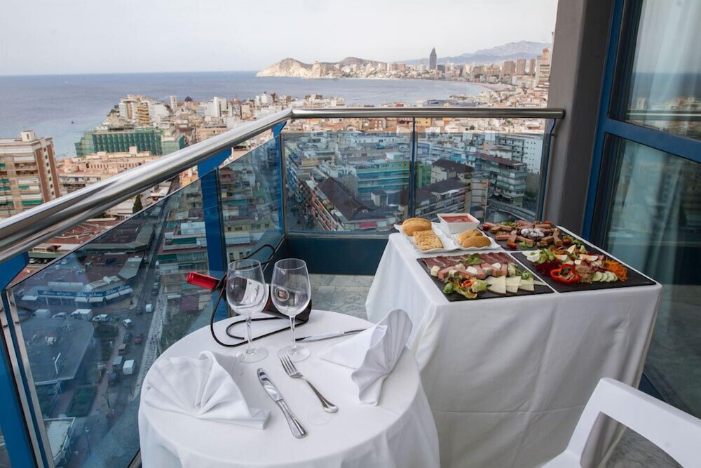 Фото Hotel Madeira Centro