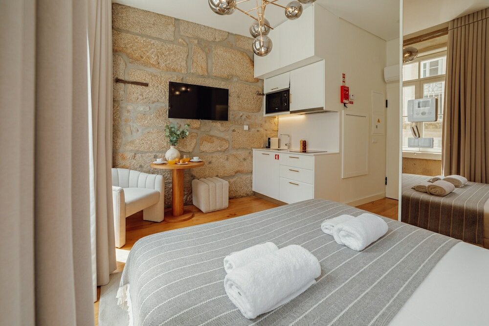 Фото Clérigos Boutique Apartment A by Homing