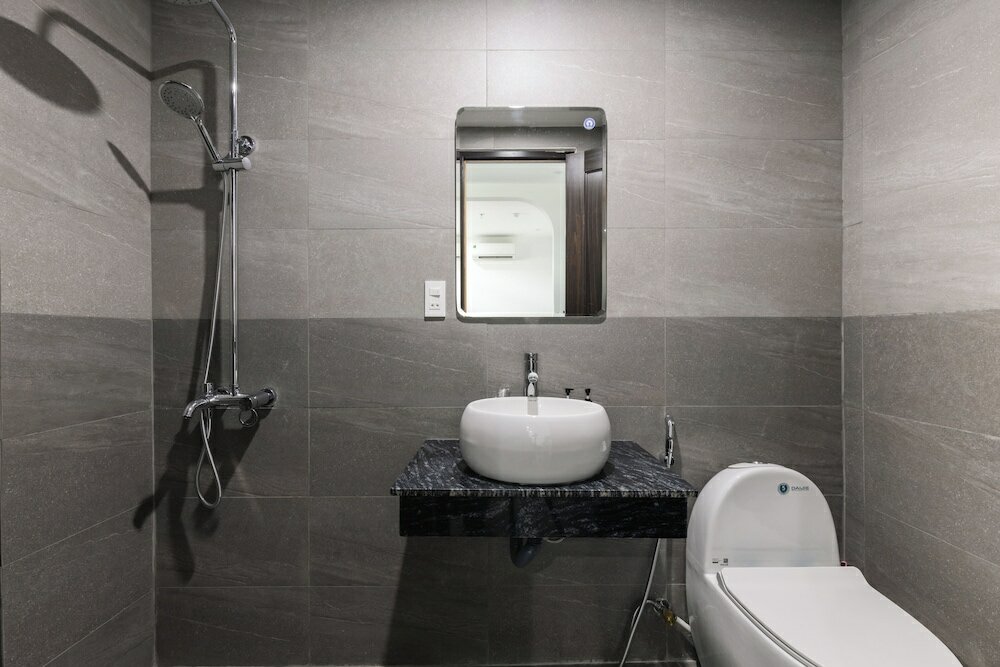 Фото Saluton Apartment