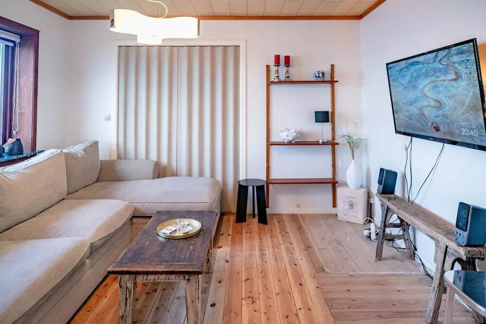 Фото 3 Bedroom Apartment Great Sea View Quiet