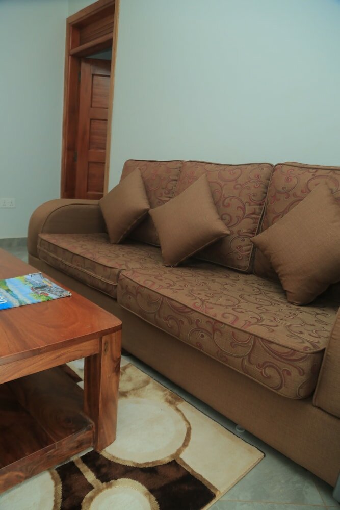 Фото Jinna Suites Hotel