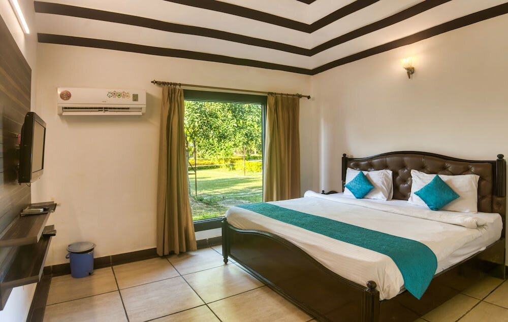 Фото Tusk and Roar Corbett Resort