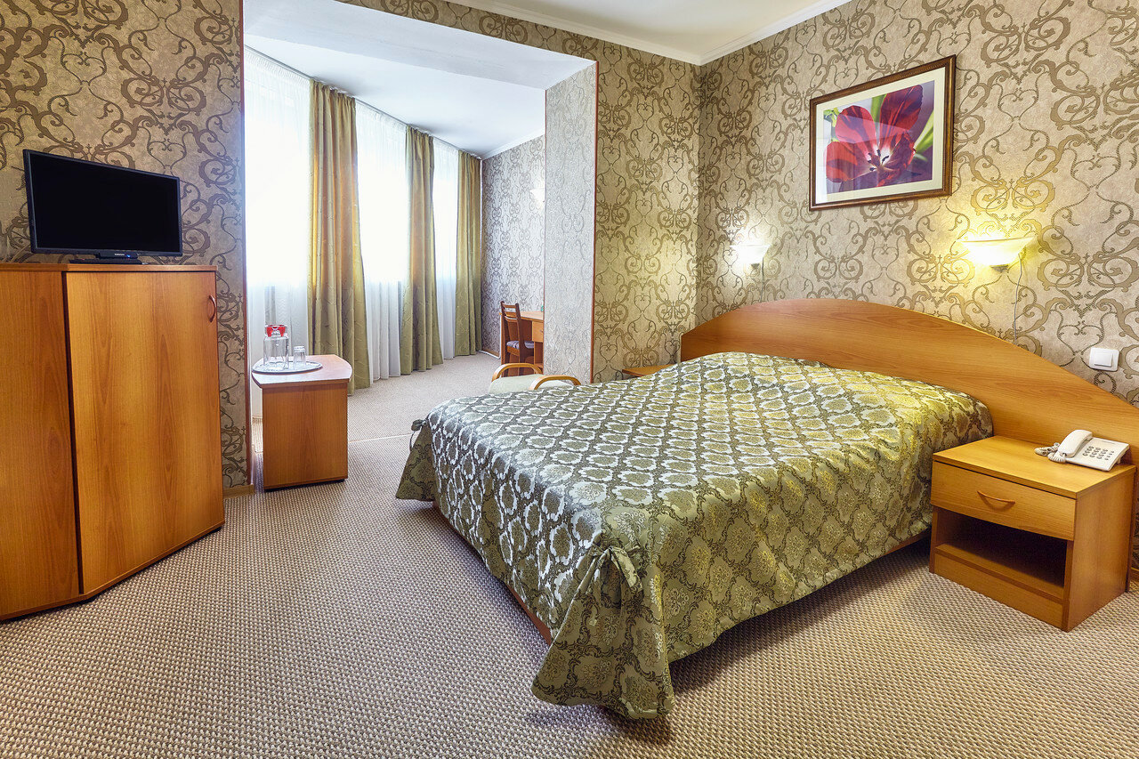 Фото отеля 1