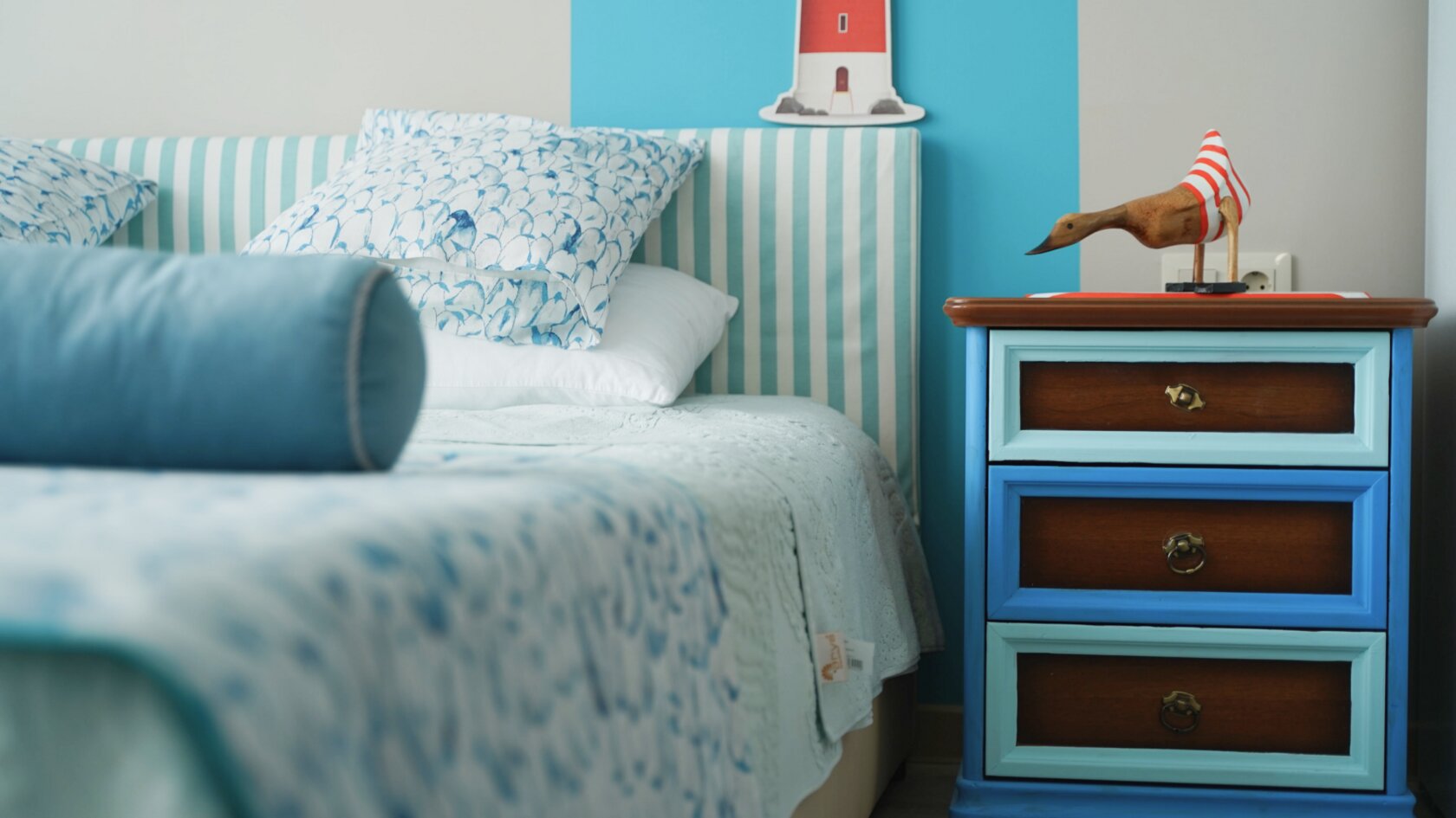 Фото Tony Wake Светлый