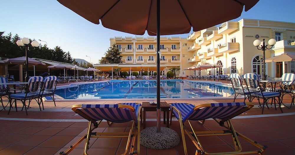 Фото Kouros Hotel