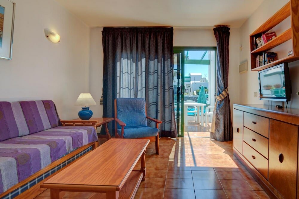 Фото Apartamentos las Acacias