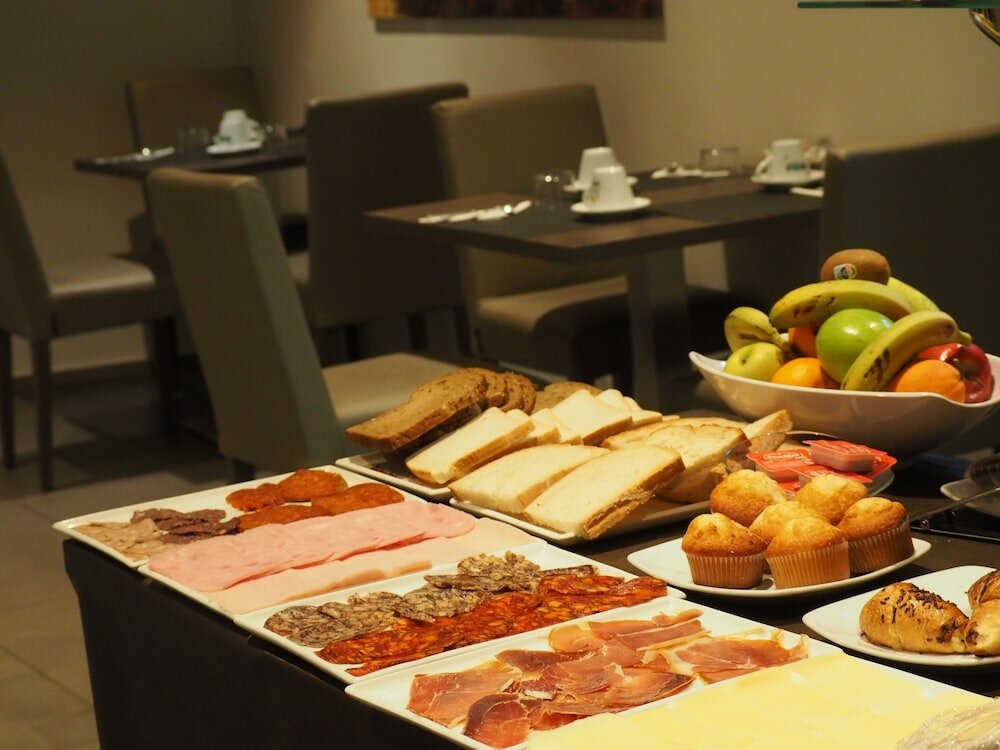 Фото Hotel Centre Reus