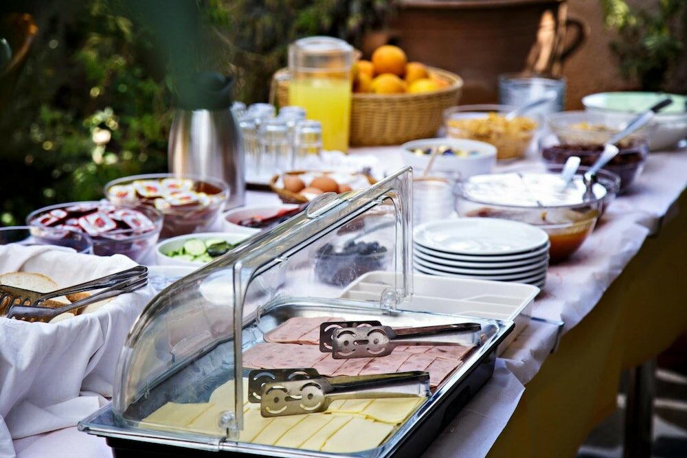 Фото Ideon Hotel