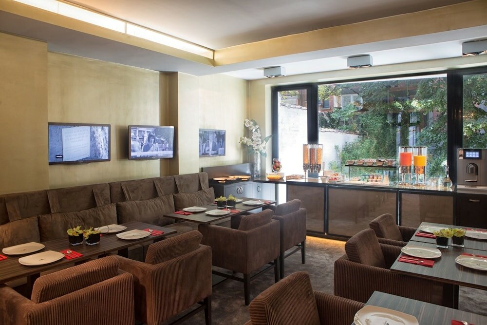 Фото Neufchatel Belgian Hotel