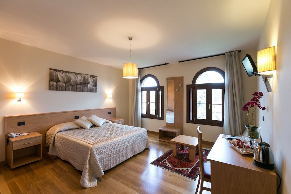 Фото Hotel Casa del Pellegrino