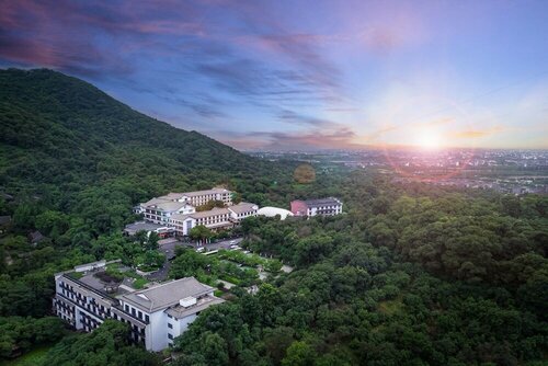 Гостиница Holiday Inn Hangzhou Chaoshan